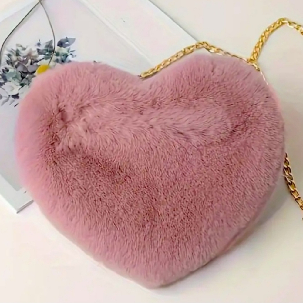 NEW Pink Mauve Heart Faux Furry Shoulder  Crossbody Bag NEW in package NWT